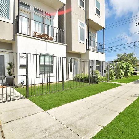 Amazing Rooftop! Downtown Skyline Views!!! Sleeps 15 Χιούστον Εξωτερικό φωτογραφία