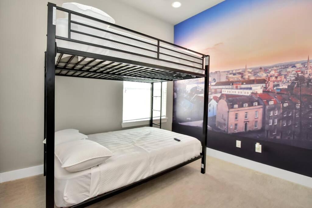 Amazing Rooftop! Downtown Skyline Views!!! Sleeps 15 Χιούστον Εξωτερικό φωτογραφία